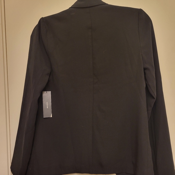 Brand New Lulu's Black Lightweight Blazer - Picture 7 of 7